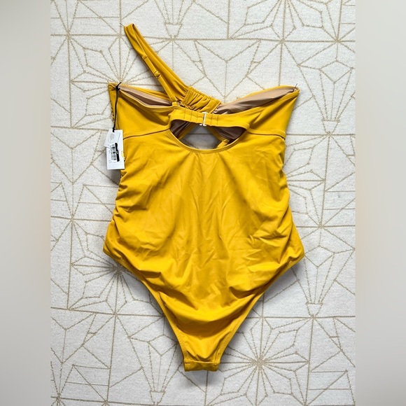 SHADE & SHORE Yellow One-Piece keyhole front Swimsuit size L - Picture 12 of 12